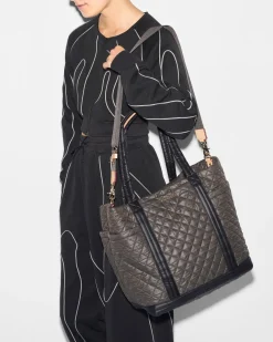 MZ Wallace Metro|Fitness|Large Empire Tote Magnet/BlackColorBlock